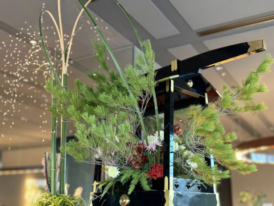 Celebrate the New Year with the vibrant presence of mikoshi and kadomatsu.